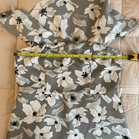 Worn Once BR Floral Dress - Picture 5 of 8